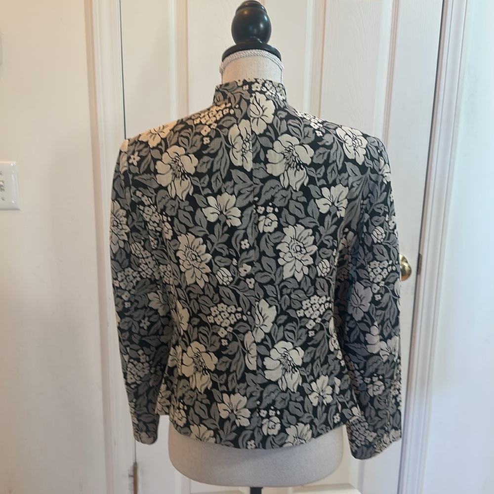 Rena Rowan Petite Floral Button-Up Jacket - Size 10P - Picture 4 of 5